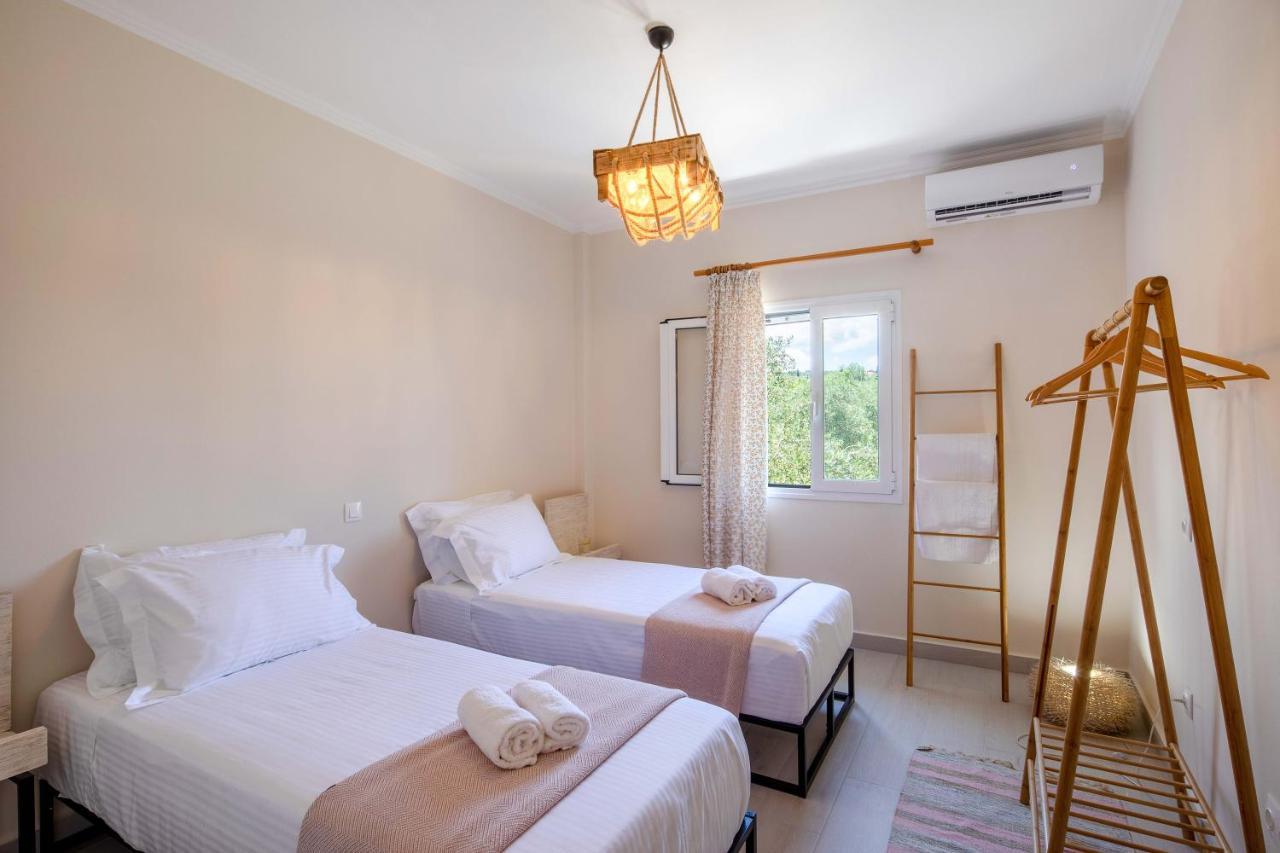 North Corfu Accommodation 1 아카라비 외부 사진